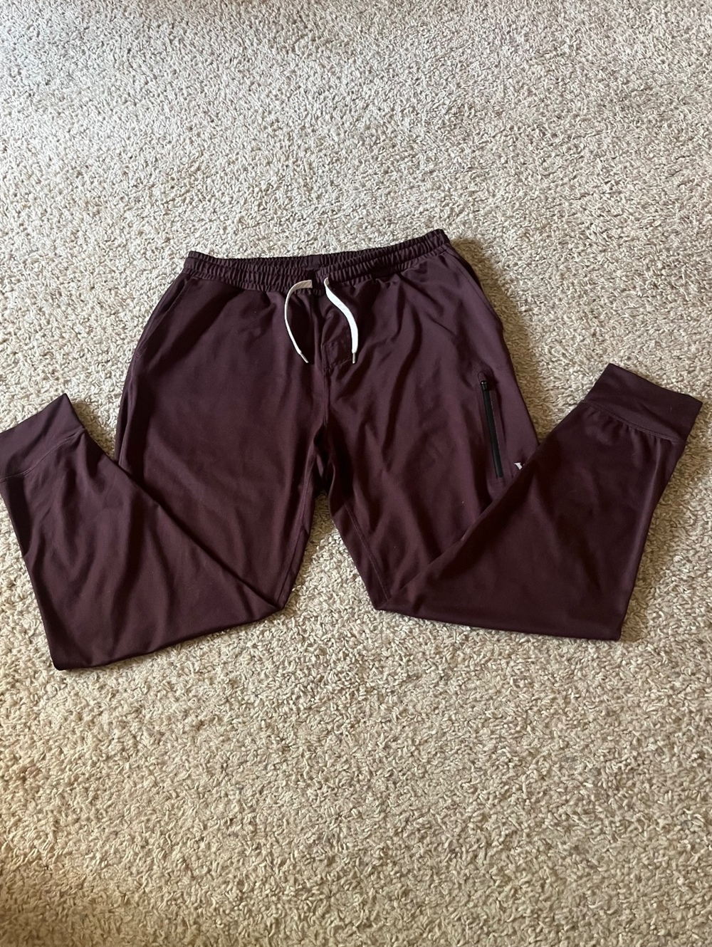 Vuori Athletic Jogger Pants Chocolate Brown with Zip Pockets